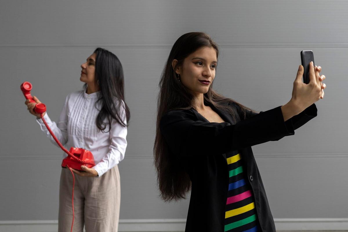 From YouTube to TikTok: The Evolution of Fashion Influencers